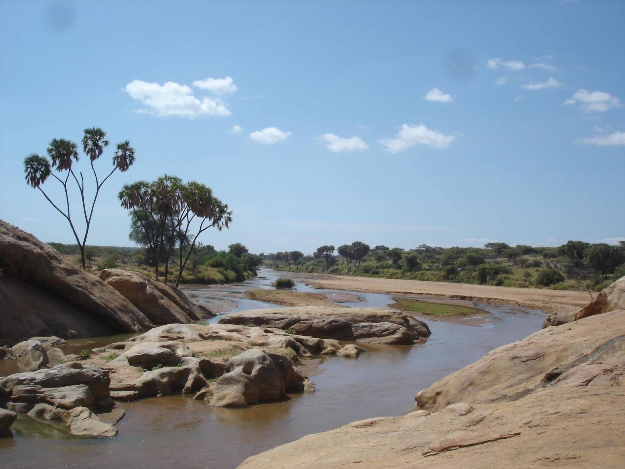 Sarova Shaba Game Lodge Archers Post Exterior foto