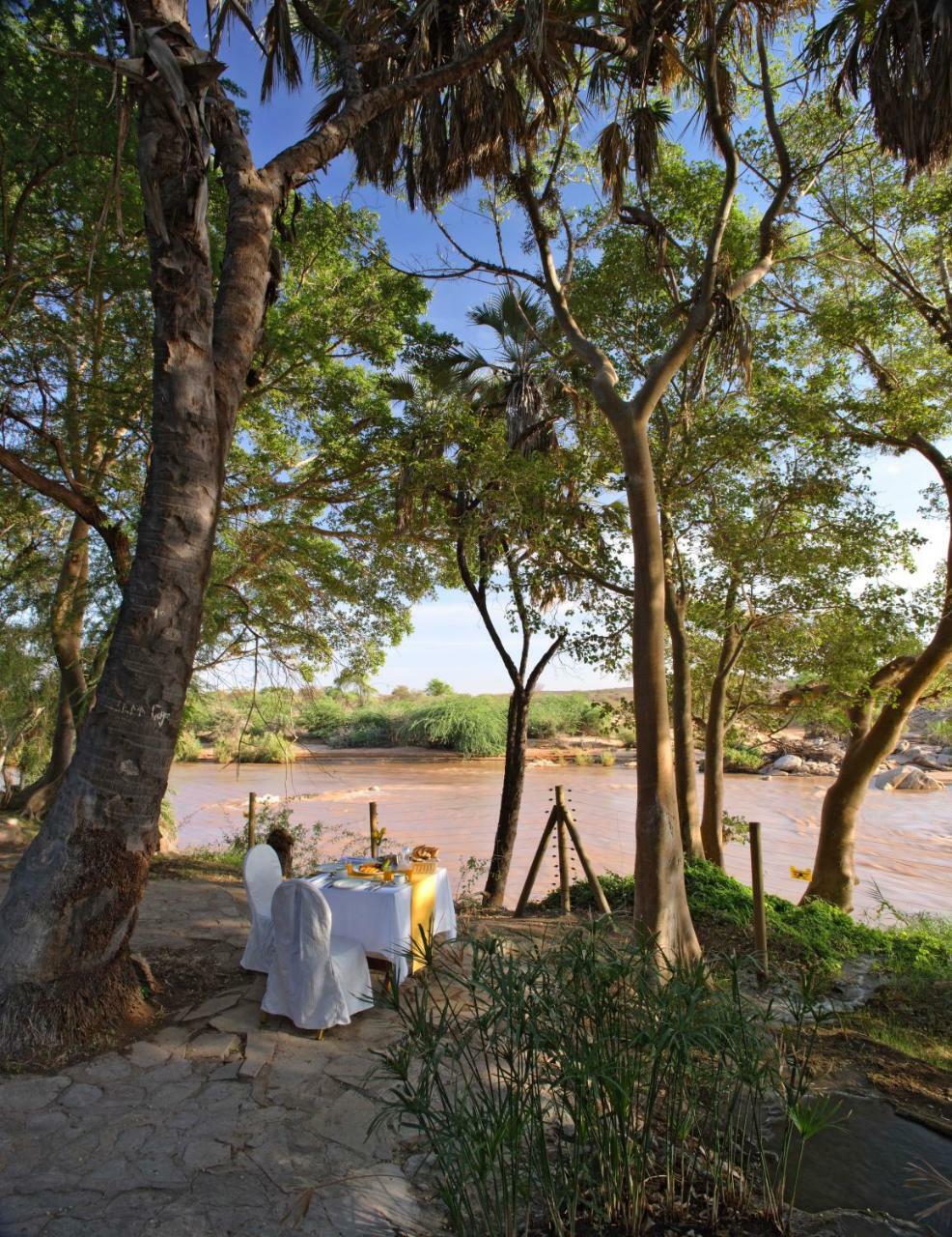 Sarova Shaba Game Lodge Archers Post Exterior foto